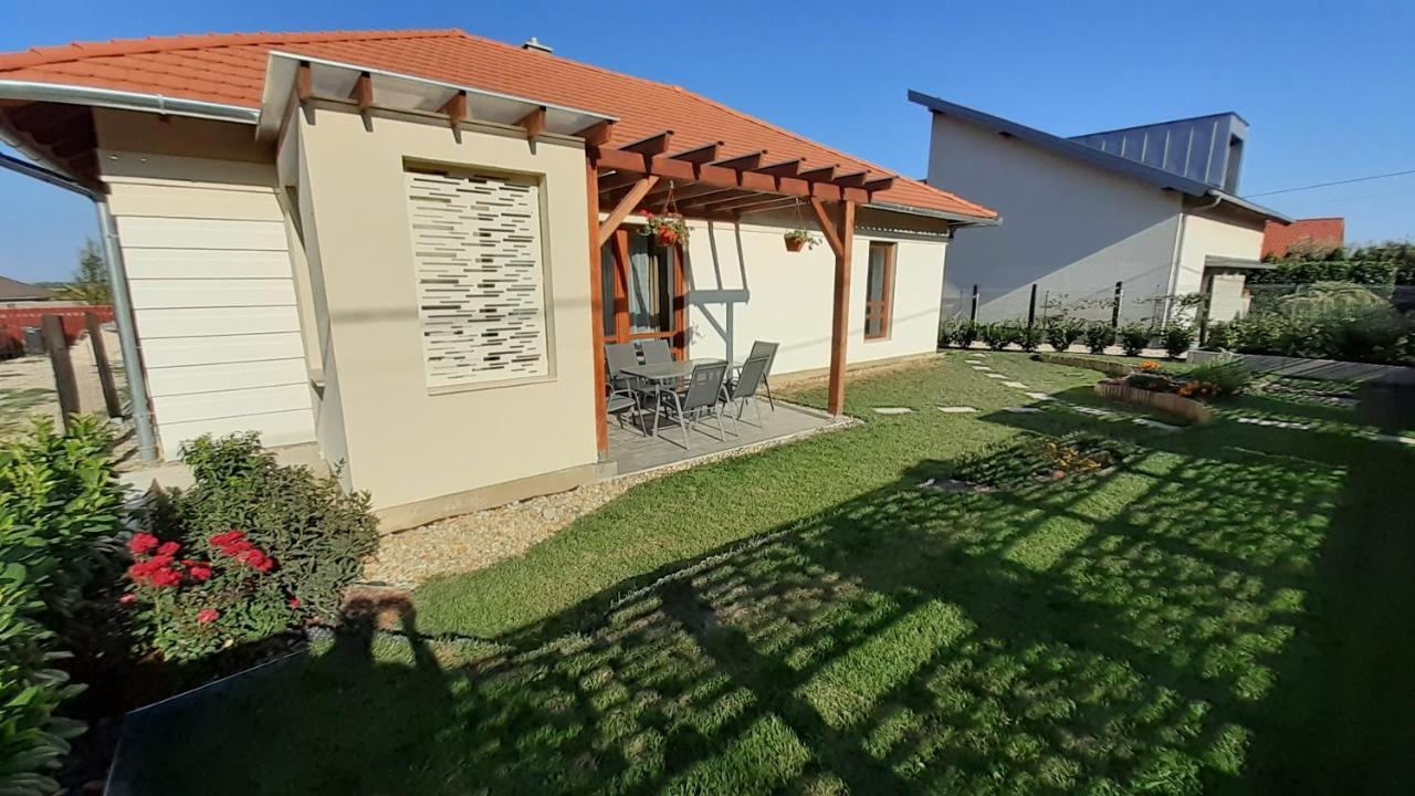 Bibic Apartman A Kapolnasnyek 외부 사진